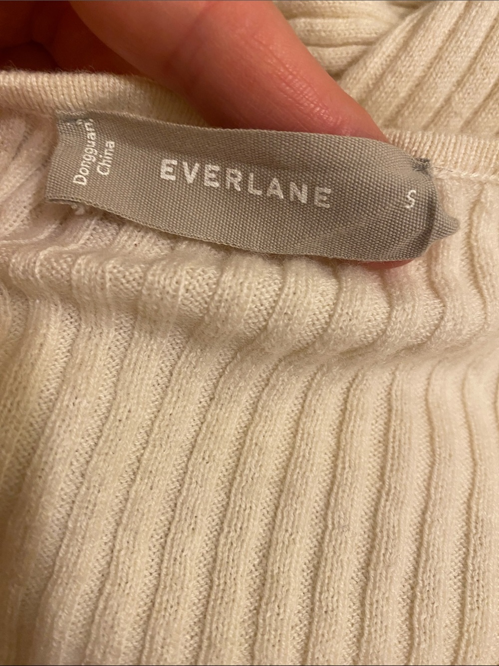 Everlane Cream Ribbed Tie-Front Cropped Cardigan. Size S - Picture 3 of 8